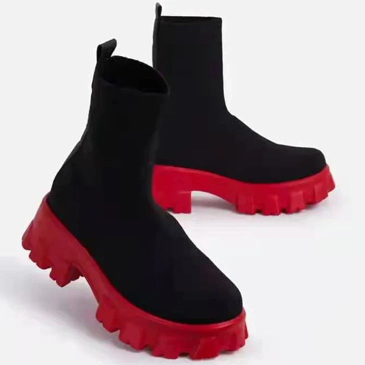 Bota Feminina com Plataforma Cano Curto (Promoção de Inverno 2025)
