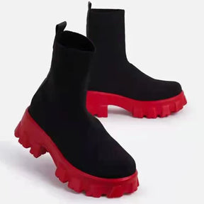 Bota Feminina com Plataforma Cano Curto (Promoção de Inverno 2025)
